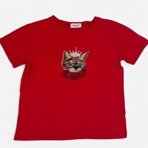 Red cat embroidered design t-shirt